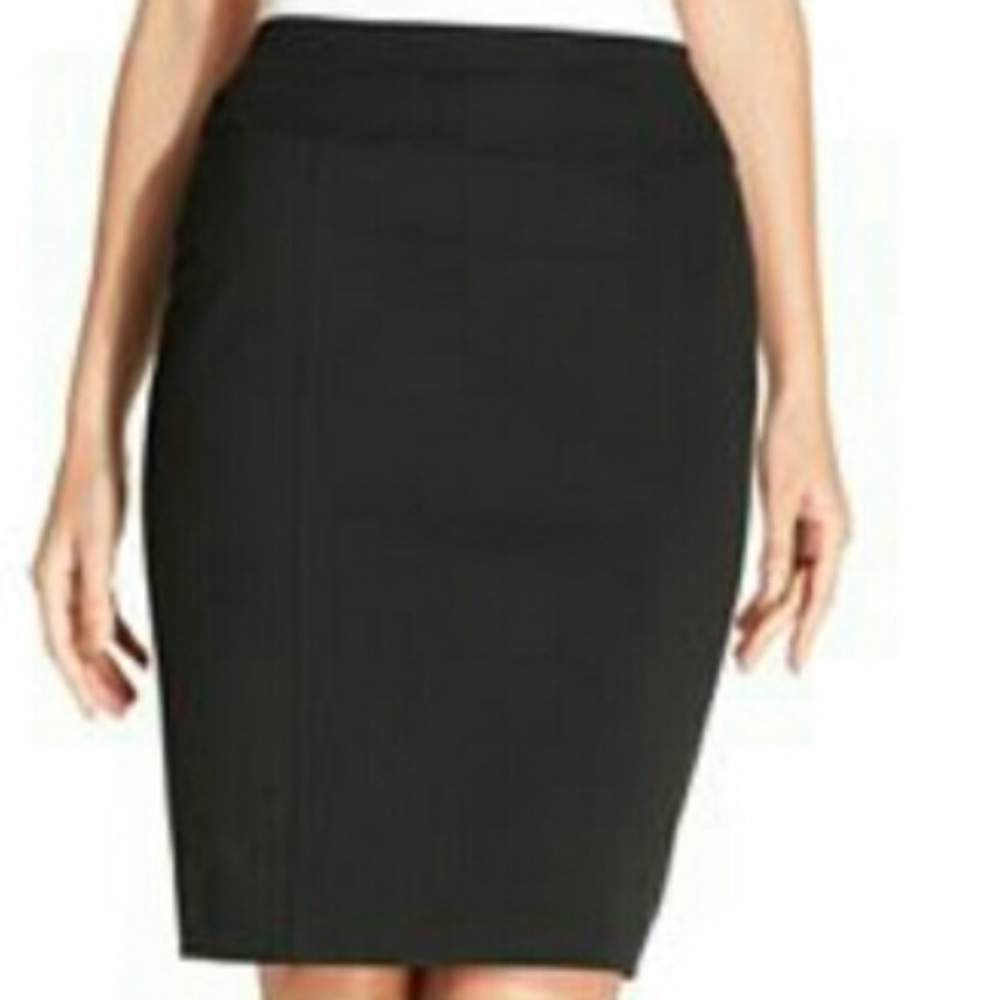 NWT Ellen Tracy Stretchy Black Pencil Skirt